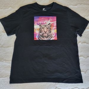 2/$50Nike The Nike Tee White Tiger XL Like New Black & Pink